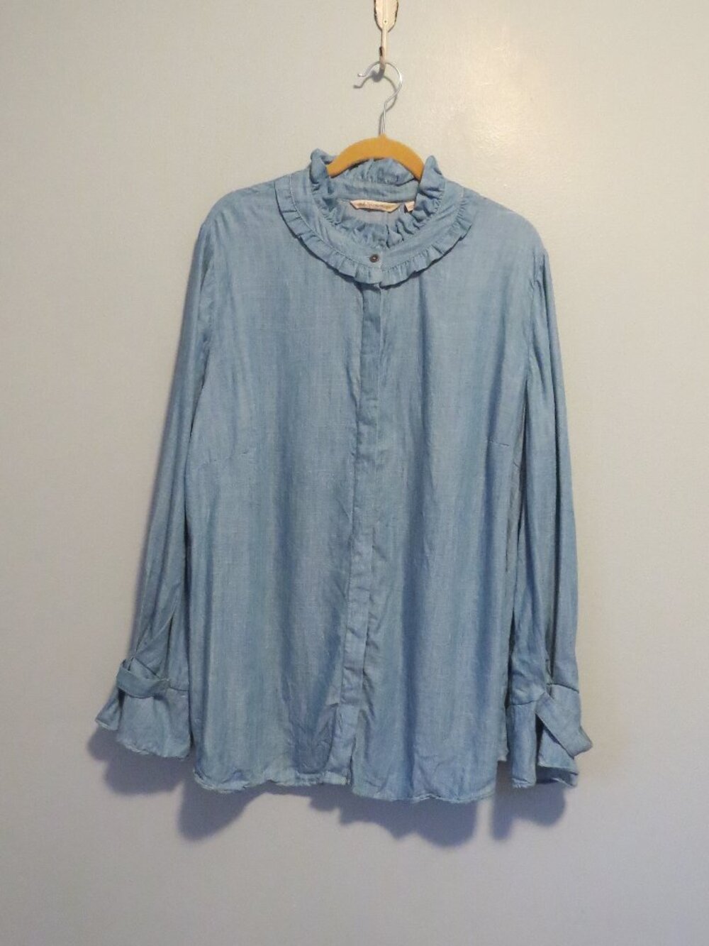 Soft Surroundings Denim Chambray Ruffle Neck Venezia Tencel Top Blouse Sz 1X